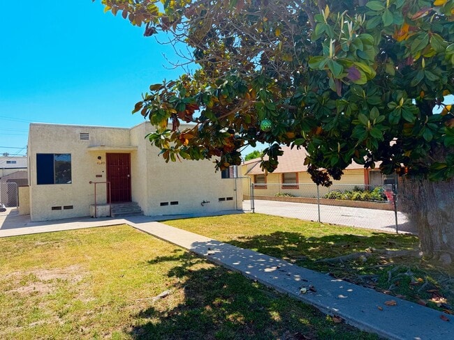 Welcome to Your Coastal Home in Ocean Beach! - Welcome to Your Coastal Home  in Ocean Beach! Unit 4849 Sara