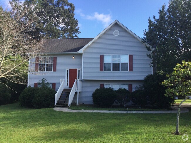 Building Photo - 1001 Fishback Way Rental