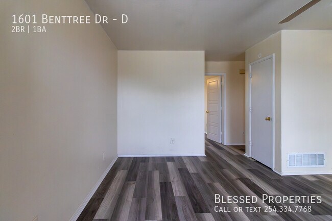 Photo - 1601 Benttree Dr Apartment Unit D