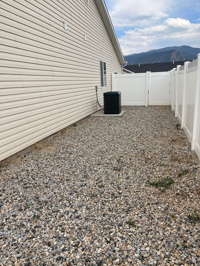 Photo - 2155 N 550 W