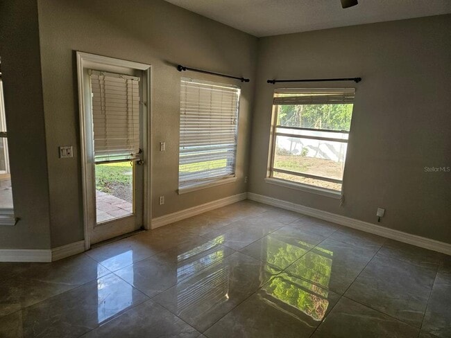 Photo - 647 Carey Way