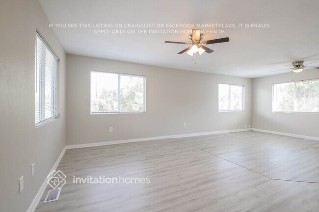 Photo - 1850 W Mosier Pl