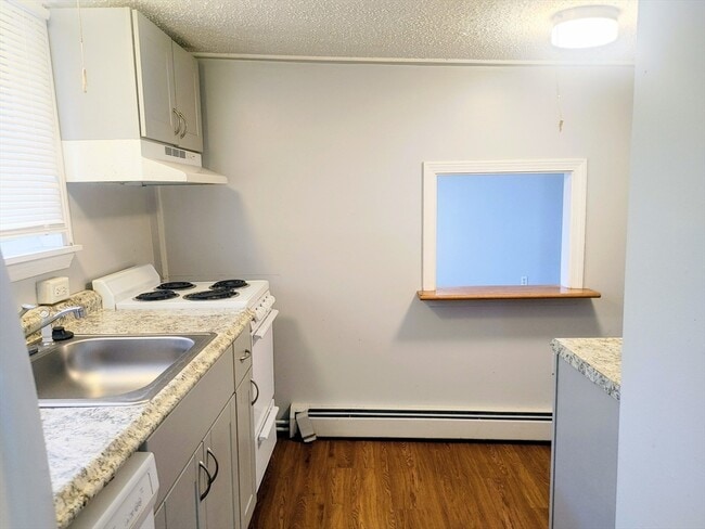 Photo - 65 Curve St Unit 3