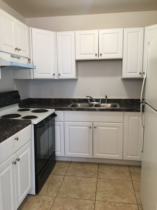 Photo - Updated Villa in Greenacres