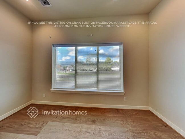 Photo - 10530 Executive Lake Dr