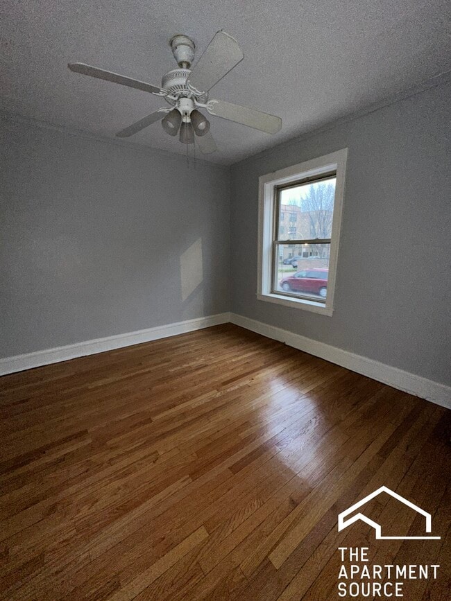 Photo - 3442 W Foster Ave Unidad 1S