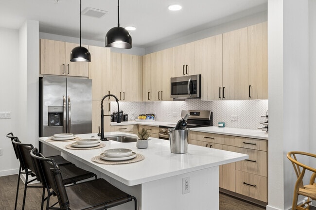 1BR, 1BA - 682SF - Kitchen