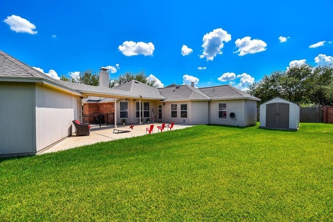 Building Photo - 4927 Grapevine Lake Ct