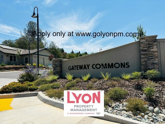 Building Photo - Stunning Modern New Construction 1 bedroom... Rental