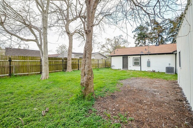 Photo - 7424 Stanwick Dr