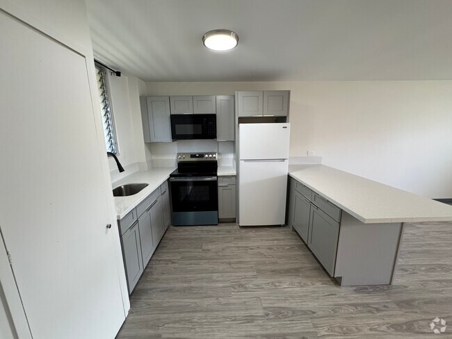 Building Photo - 1245 Palolo Ave Rental