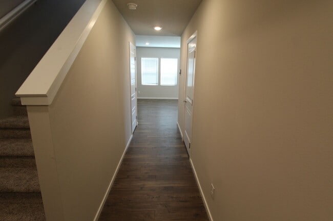 Photo - 5505 W Youngstown Ln