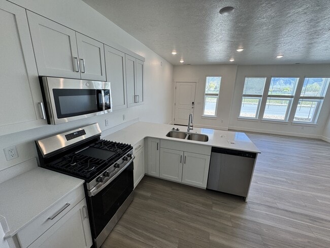 Photo - 532 S 1215 W