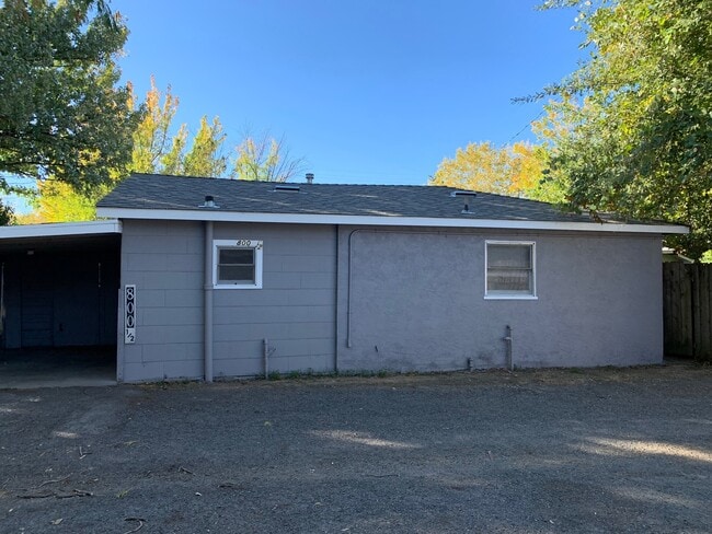 Photo - 800 Locust St Unit 1/2