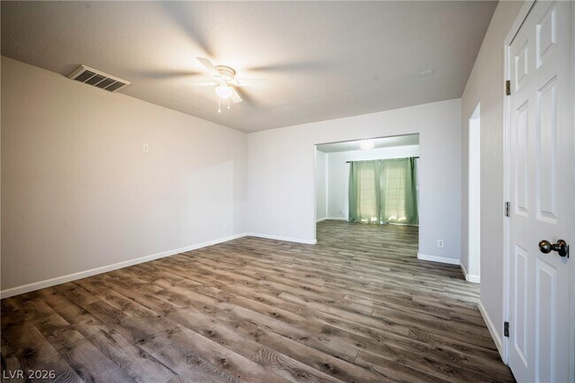 Photo - 343 Tungsten St