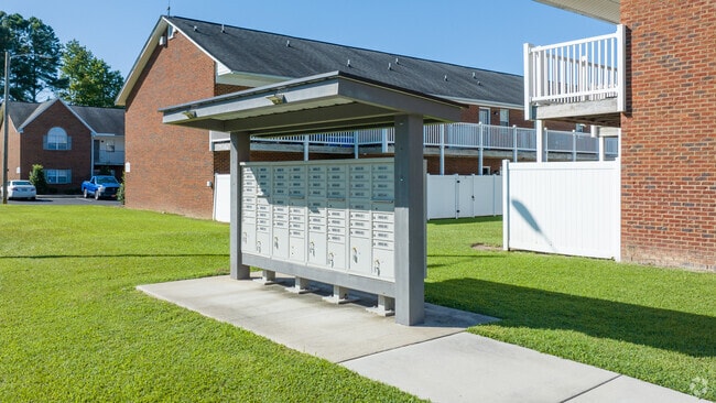 Photo - Whitebridge Apartments