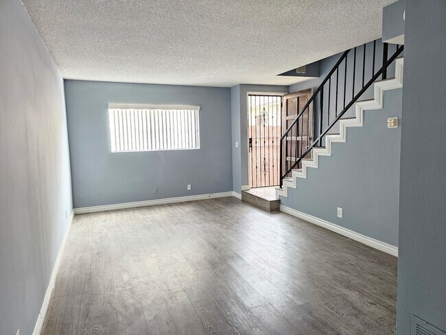 4130 Manhattan Beach Blvd Unit D