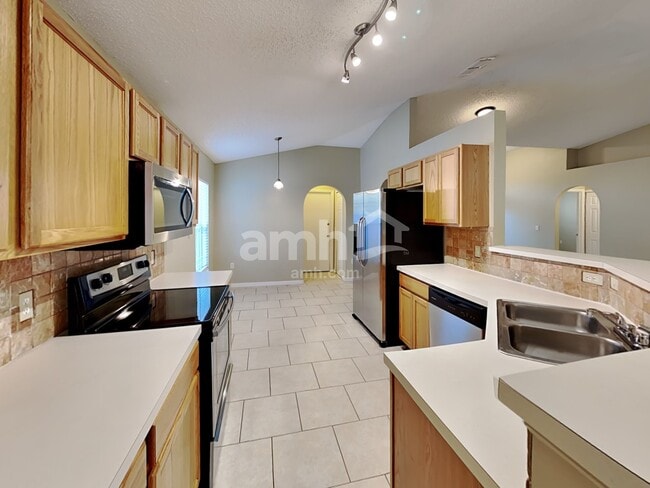 Photo - 16560 Corner Lake Dr