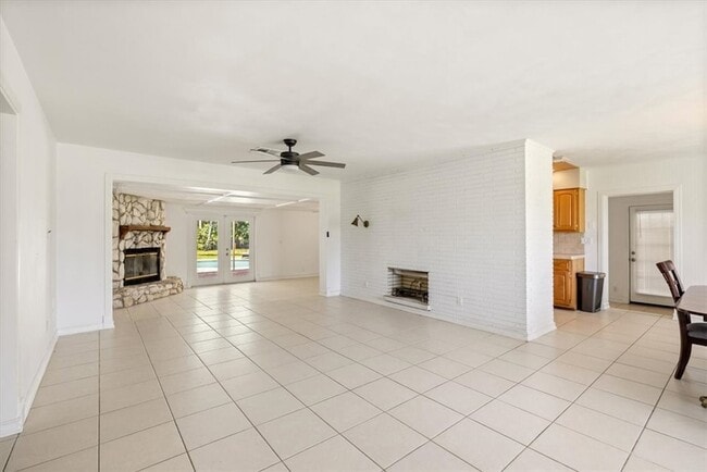 Photo - 145 18th Ave