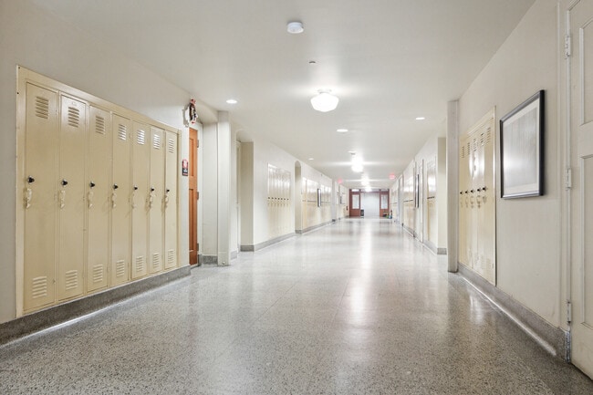 Oconomowoc School Apartments