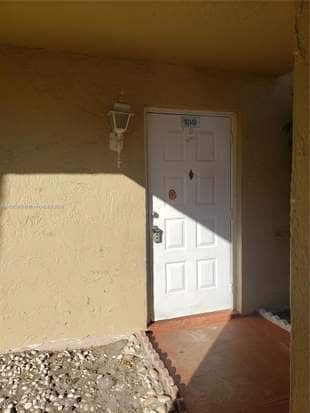 Photo - 10149 Twin Lakes Dr Condo