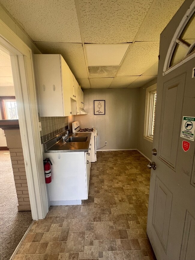 Building Photo - 43300 N Interstate 94 Service Dr