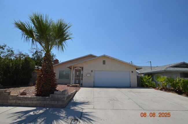 Photo - 2108 Mariposa Ave House