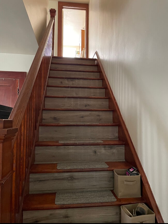 Photo - 126 N River Dr