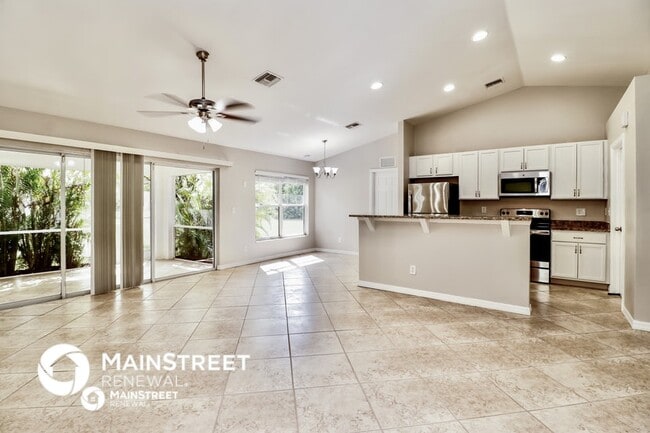Photo - 340 NE 30th Terrace