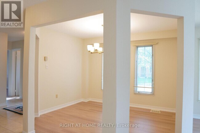 Photo - 50 Oldhill St