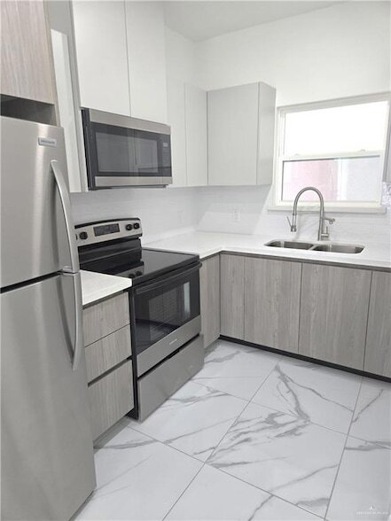 Photo - 3201 Magdalena St Unit 6