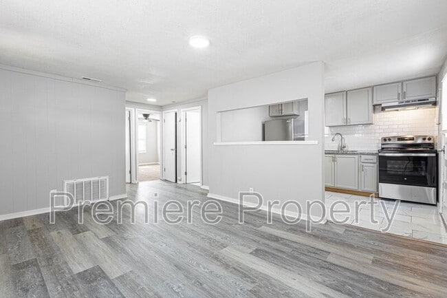 Photo - 816 S Woodland Ave