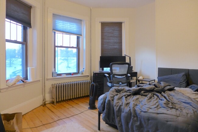 Photo - 122 Calumet St