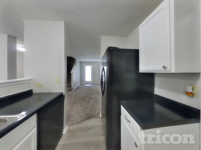 Photo - 1302 Crescent Dr