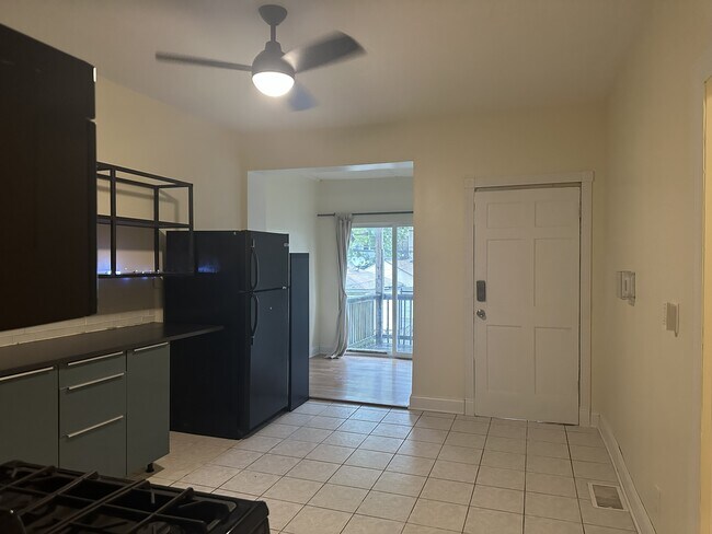 Photo - 3241 N Lawndale Ave Unit 1st Floor