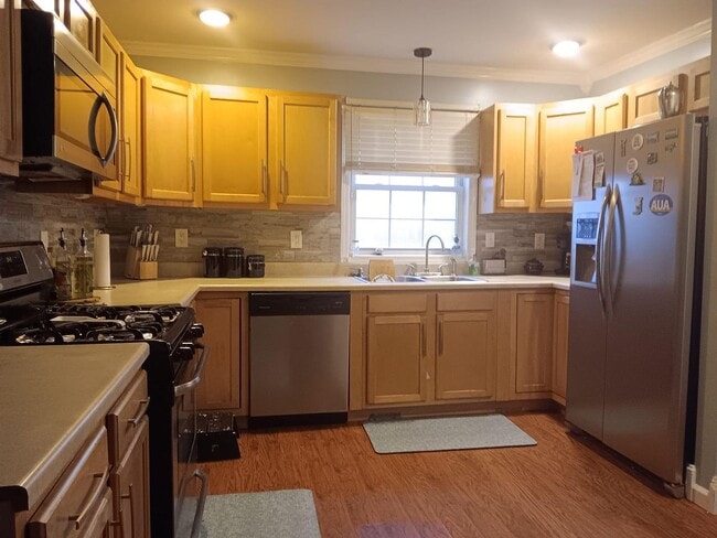 Building Photo - 222 Samdin Blvd Rental