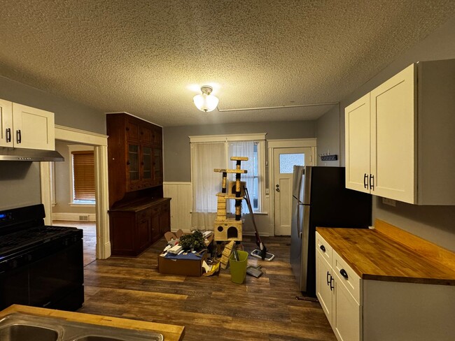 Photo - 1312 University Ave NE Apartment Unit 1