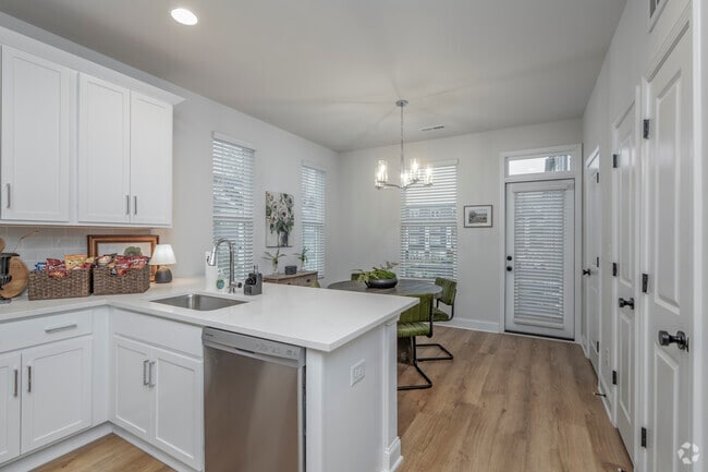 The Wilora - 3BR, 3.5BA - 1,786SF - Kitchen & Dining