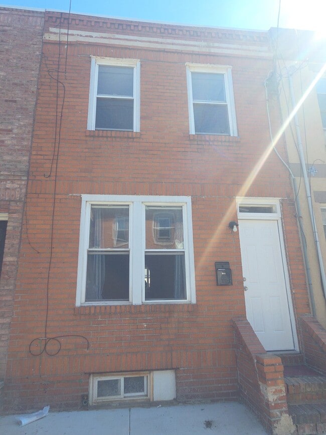 Building Photo - 944 Cantrell St