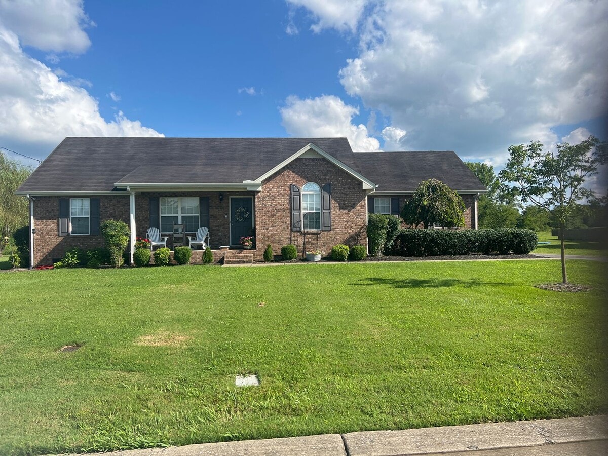 House in Christiana, TN - House in Christiana, TN