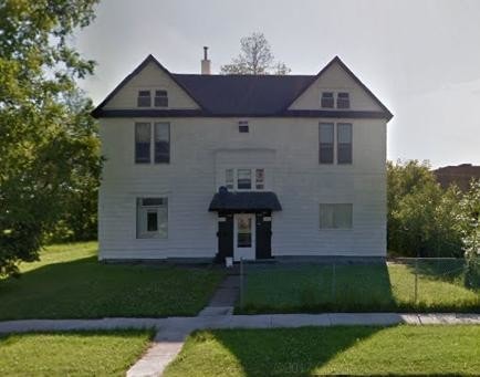 Building Photo - 1416 Weeks Ave Unit 1416 half Rental