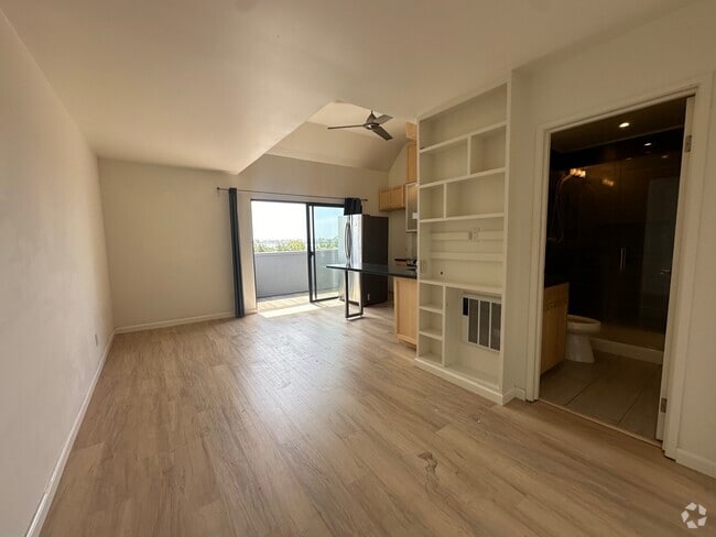 Building Photo - 3 Embarcadero W Unit 343 Rental