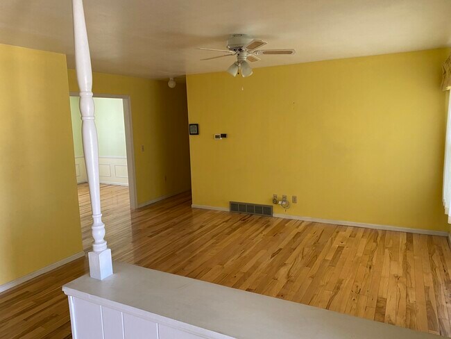 Photo - 2027 Rolling Hills Blvd