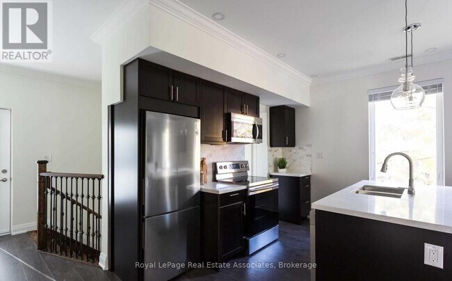 Photo - 61 Jerome St Unit 2nd Flr