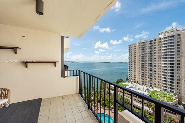 Photo - 520 Brickell Key Dr Condominio Unidad A1401