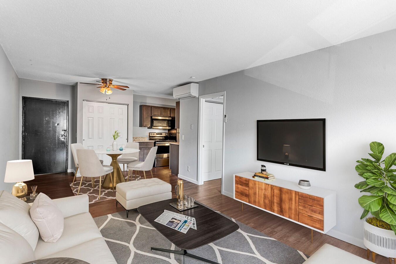 5825 Southwest LLC - 5825 Southwest LLC Apartamentos