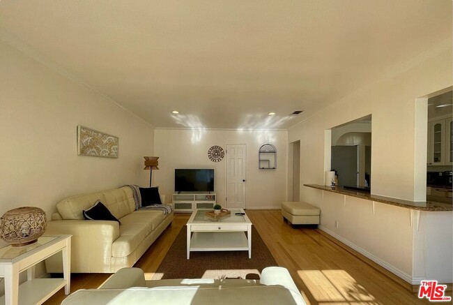 Photo - 834 Lincoln Blvd Unit 2A