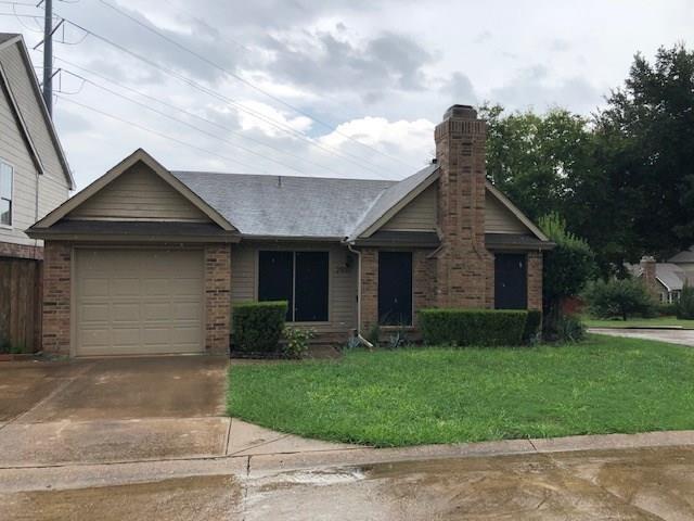 2900 Myrtlewood Ln