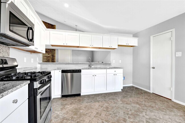 Photo - 7215 Dogwood Trail Dr