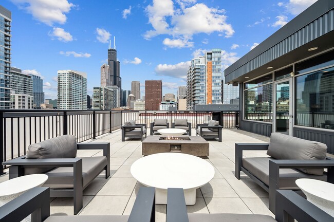 Lofts_Amenity_Rooftop_02
